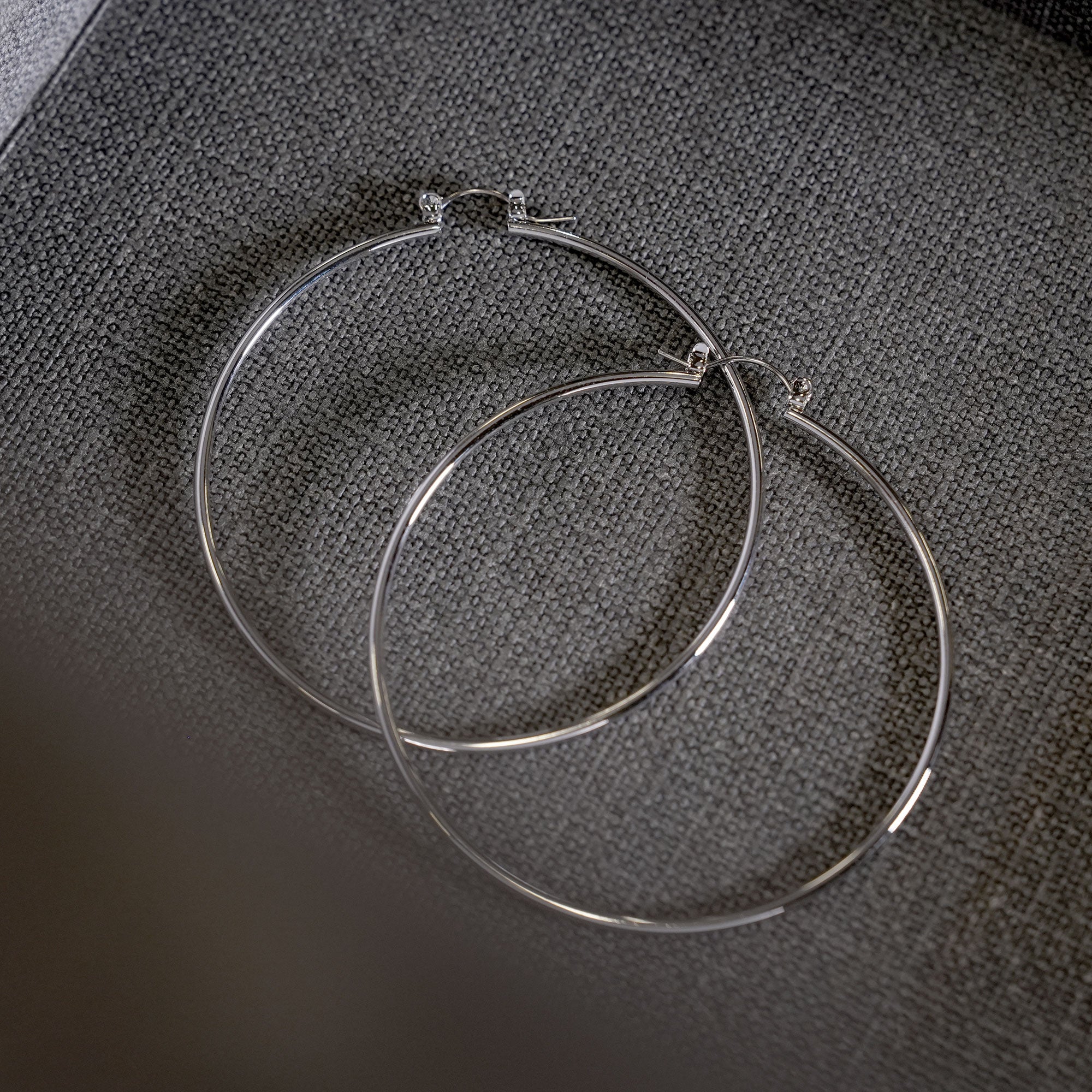 The Simple Hoop Earrings